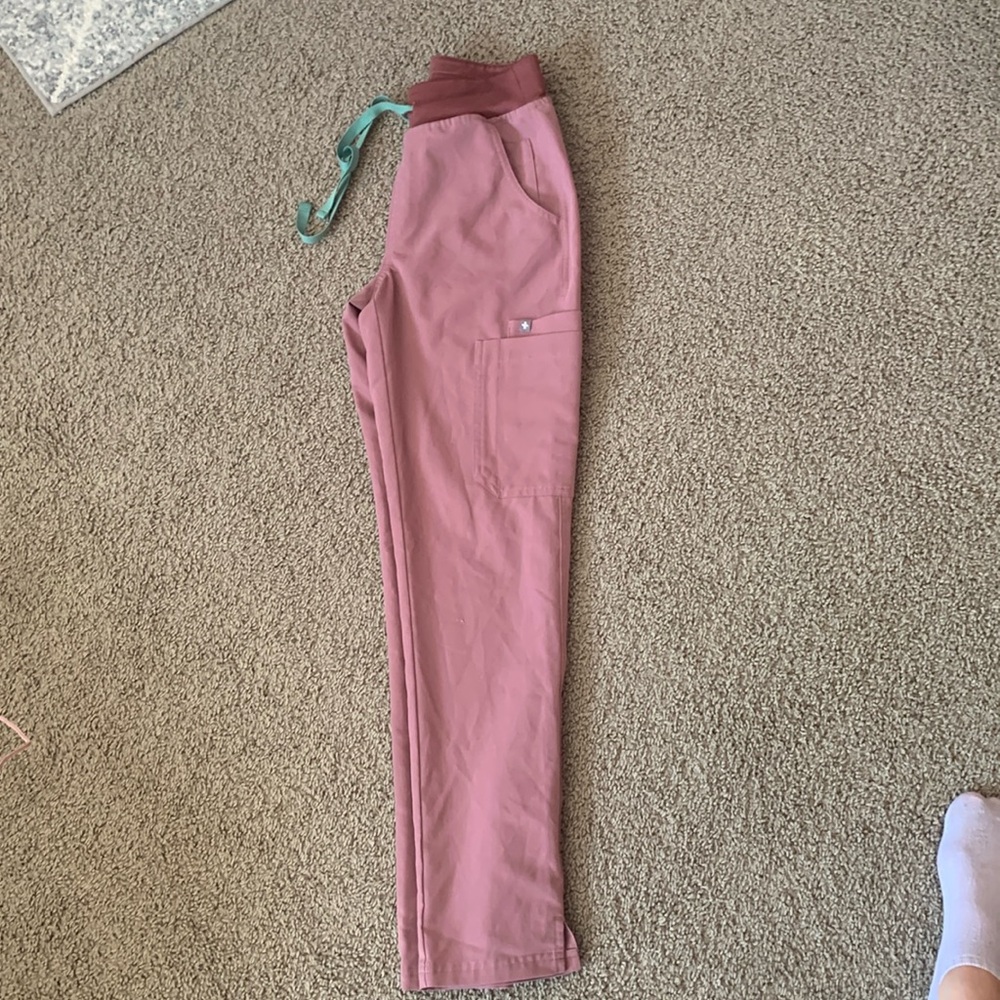 Figs Mauve Women's Scrub Pants